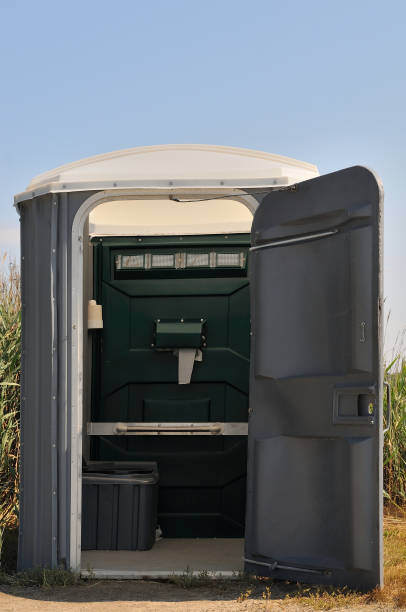 Best Local porta potty services  in Altamont, KS